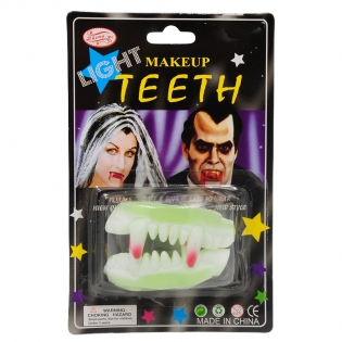 Vampyro dantys, šviečiantys