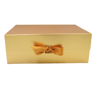 Auksinė dovanų dėžutė su...